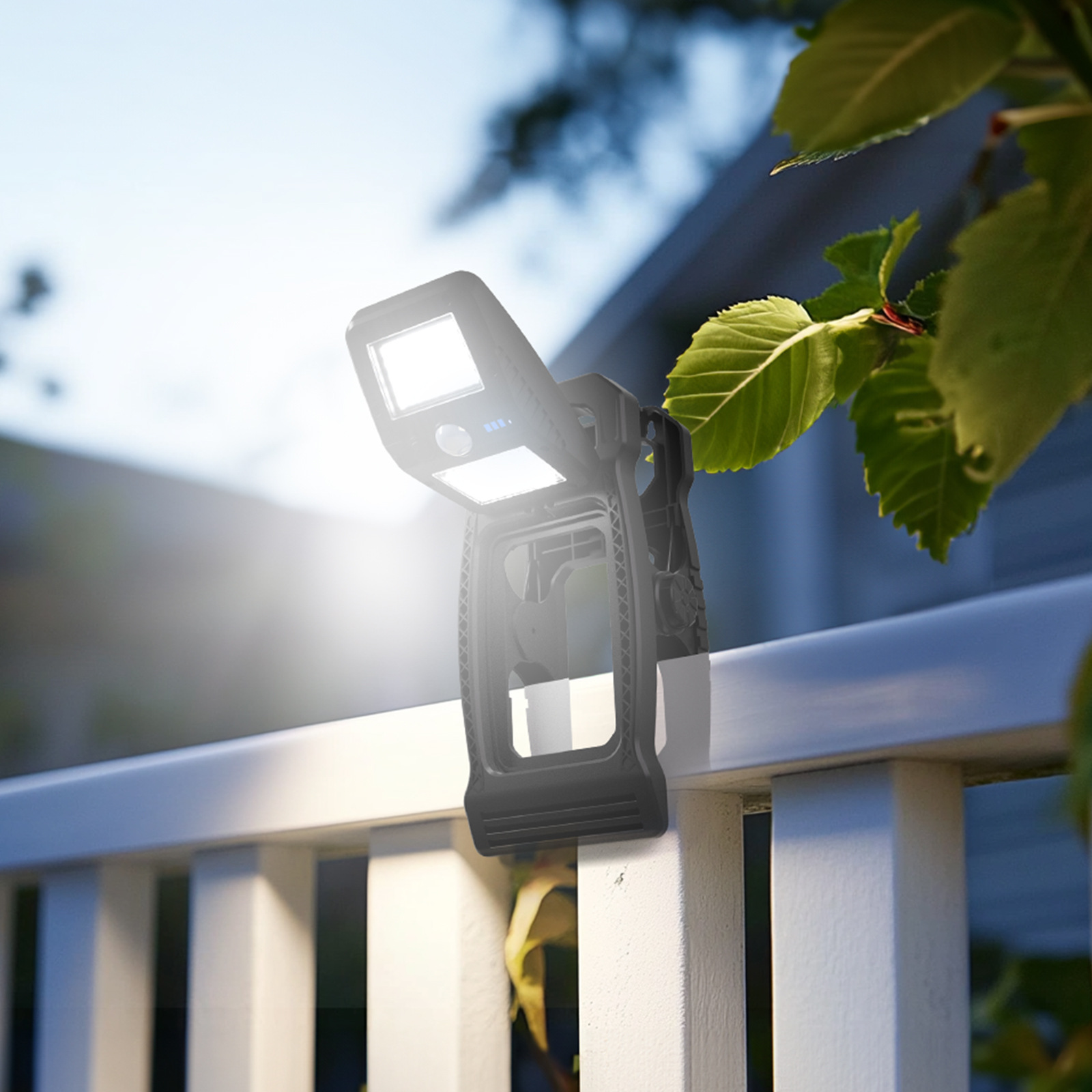 Outdoor Lighting Options - ไฟแคมป์ปิ้ง LED อเนกประสงค์แบบชาร์จไฟด้วยพลังงานแสงอาทิตย์พร้อมตัวเลือกการจัดแสงสามแบบ เหมาะสำหรับกิจกรรมกลางแจ้ง แคมป์ปิ้ง