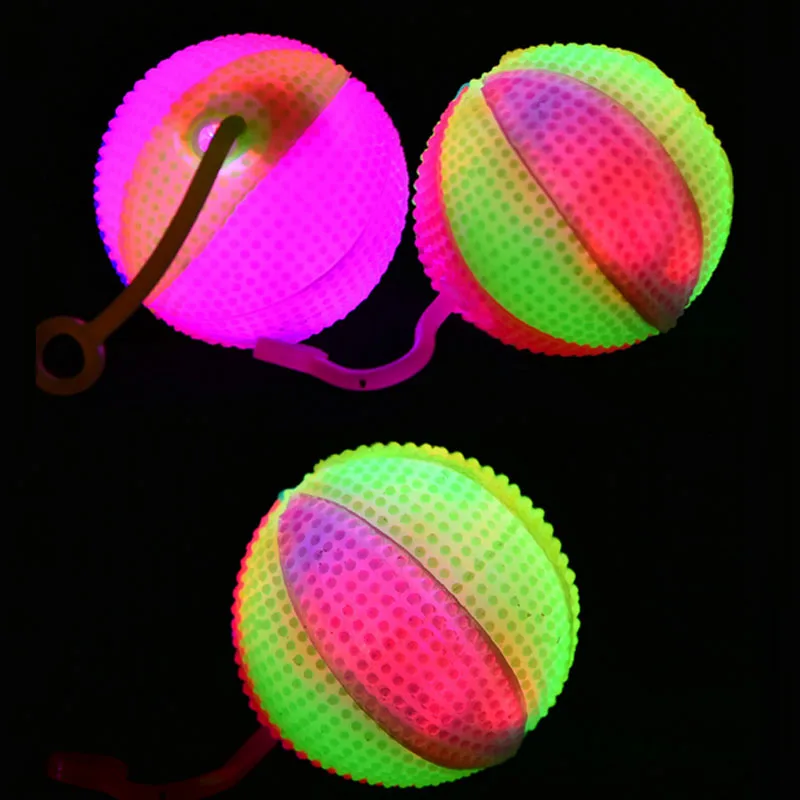 ลูกบอลเด้งมีไฟกระพริบ 12 ชิ้น  - Outdoor Lighting Event บทวิจารณ์และราคา