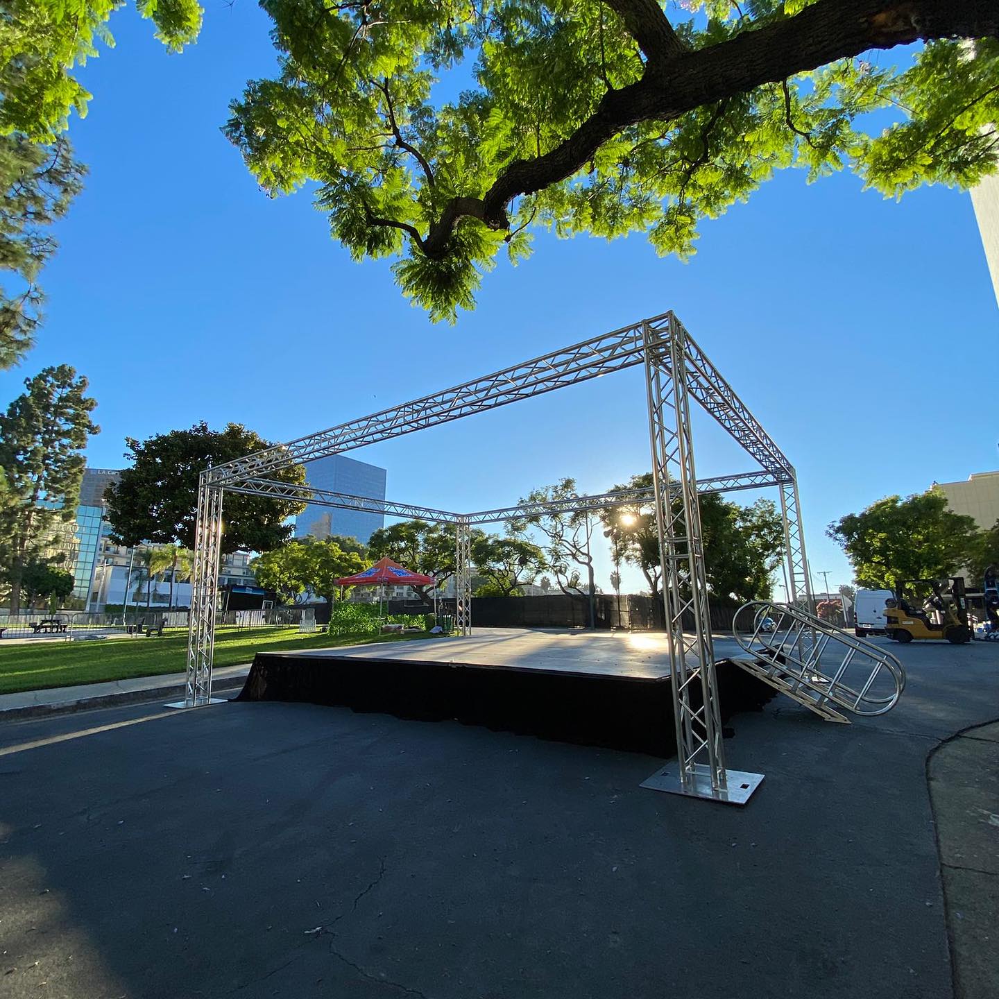 ระบบโครงถักไฟเวทีแบบพกพาสำหรับ - Outdoor Lighting Event บทวิจารณ์และราคา